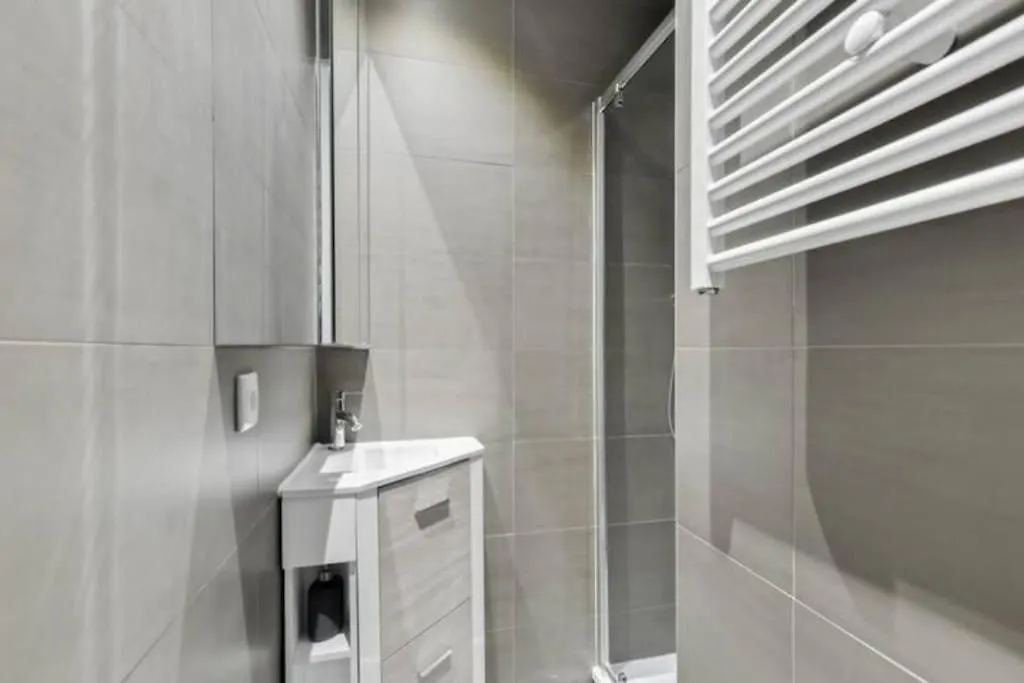 Apartment Entier A Montmartre Pour 4 Paris